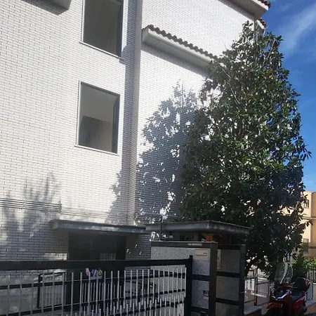 3 Sisters House-2